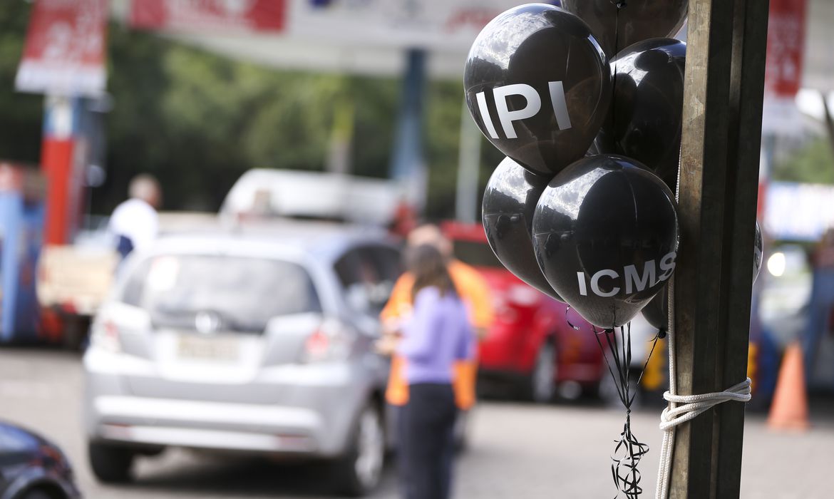 Bolsonaro sanciona lei que prorroga incentivos do ICMS a empresas por até 15 anos