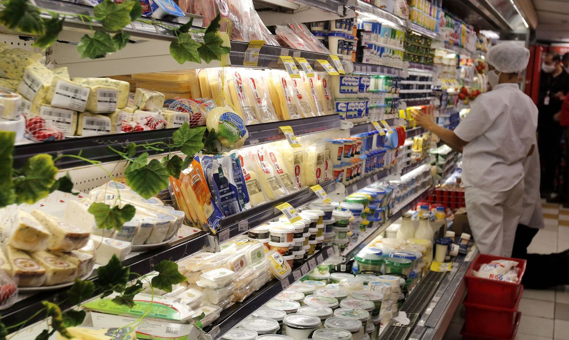Preços de alimentos atinge o nível mais alto em dez anos, diz FAO