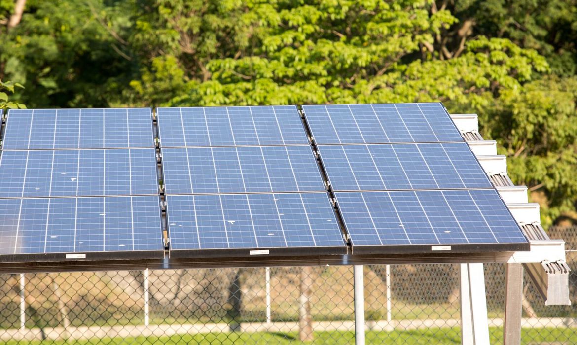 Energia Solar se torna a terceira fonte de energia em potência do Brasil