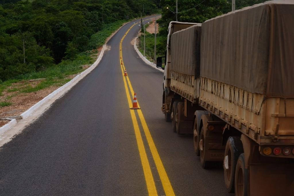 Frete atinge níveis recordes em MT com avanço da colheita de soja