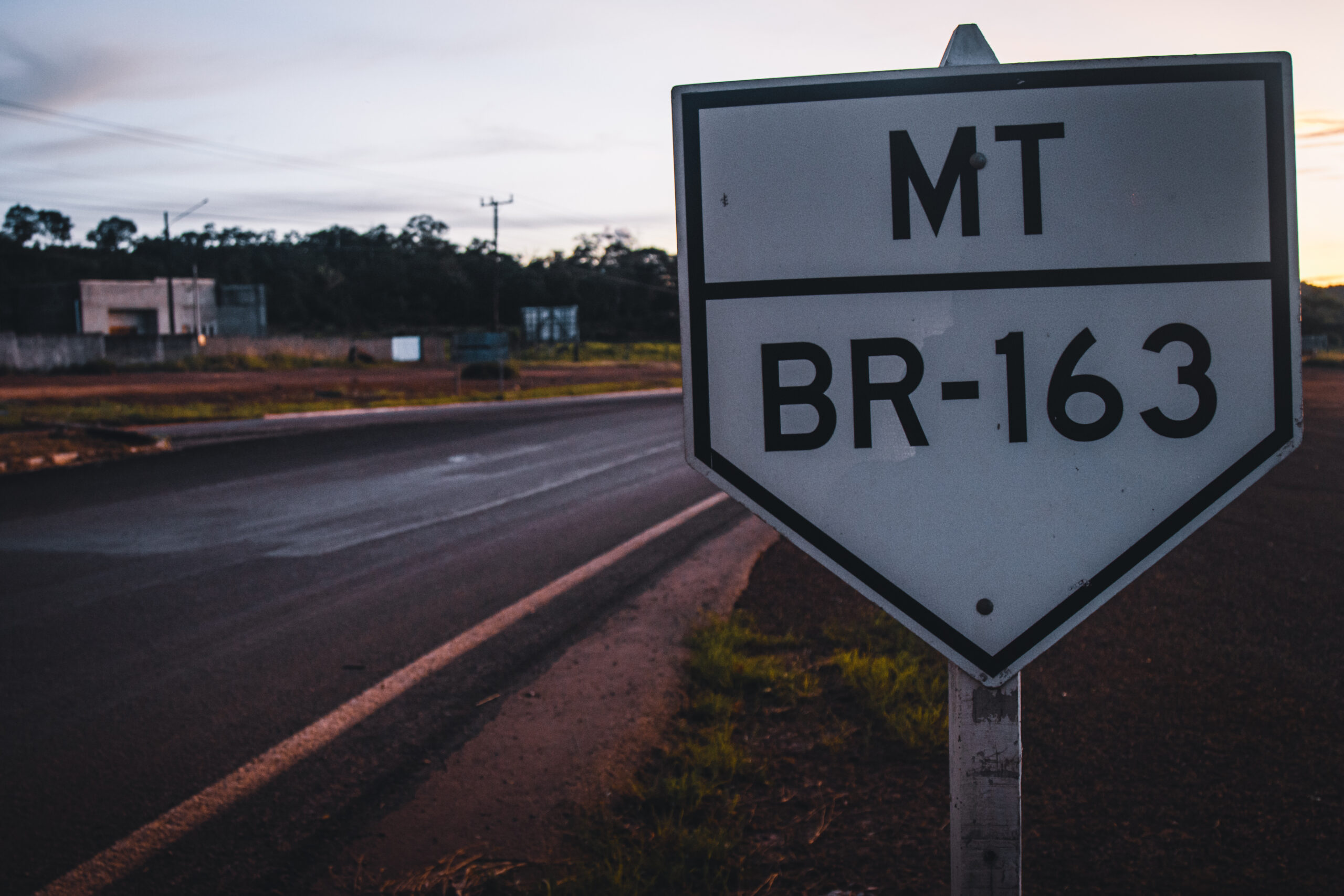 Garimpeiros do Pará planejam bloqueio da 163 em trecho vital para o agro mato-grossense