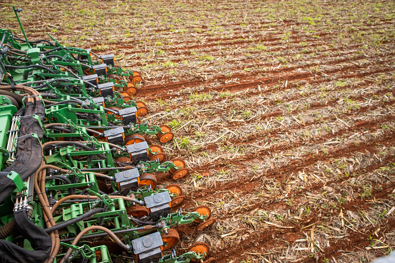 PIB do agronegócio cresce 8,36% em 2021, segundo Cepea