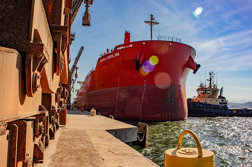 Mudanças climáticas podem custar bilhões de dólares ao transporte marítimo