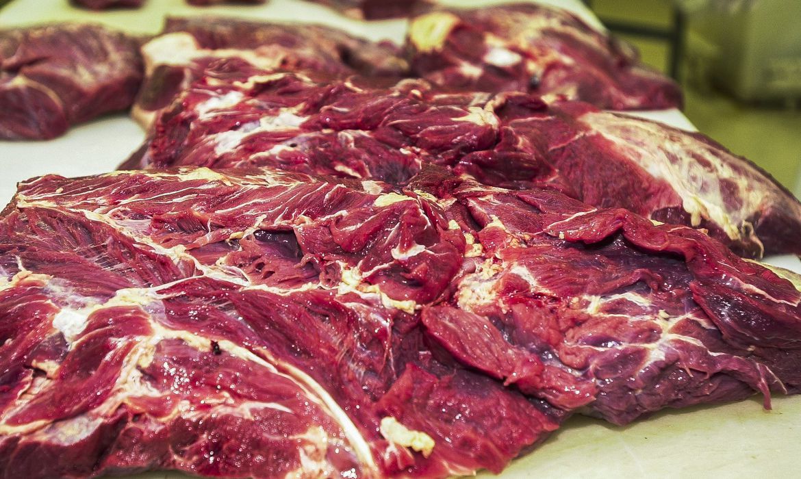 Exportação de carne bovina de MT cresce 42%