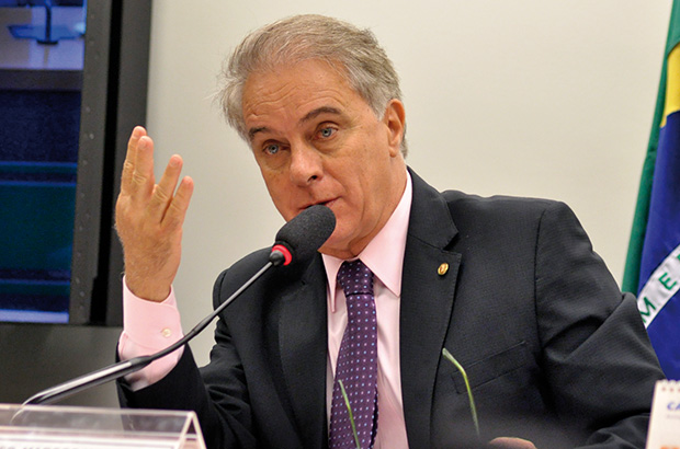 Ministro vê “luta difícil” para Plano Safra, mas diz que buscará R$ 300 bi