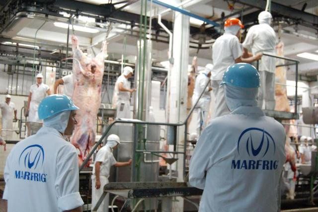Marfrig perde contratos com Nestlé por ligação com invasão de TIs