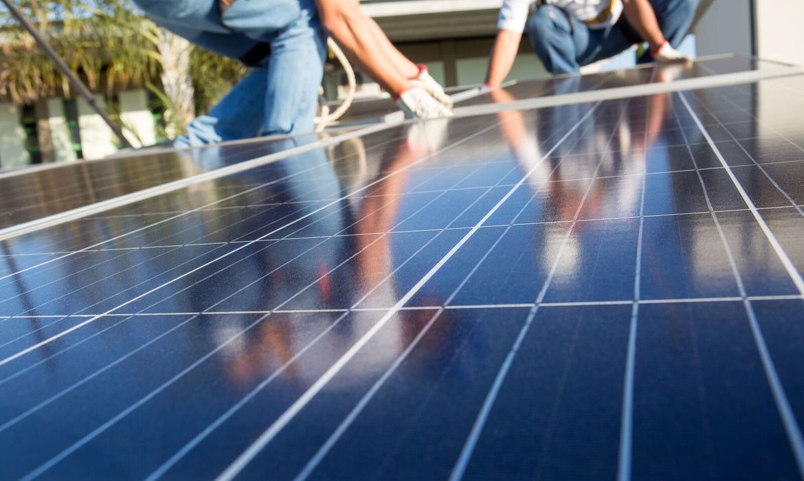 Limpa e rentável, energia solar tende a crescer no campo