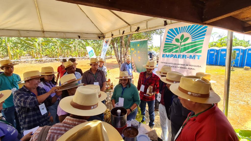 Projeto referência de agrofloresta é apresentado a produtores familiares