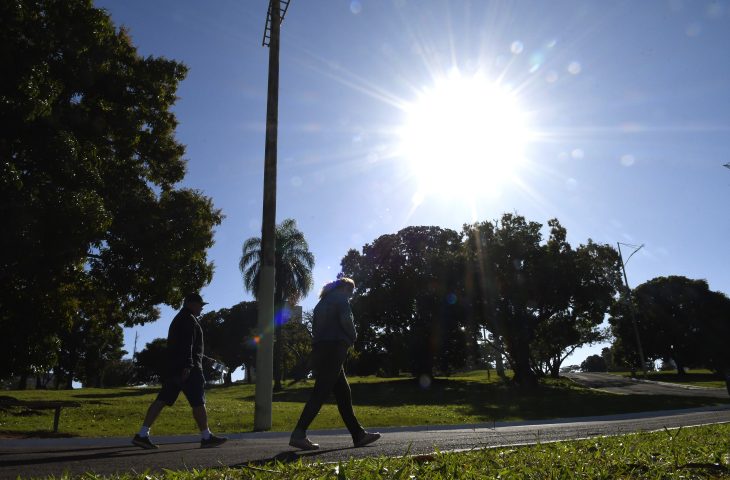 Terceira onda de calor do ano deve durar até a próxima semana