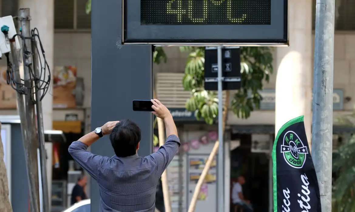Ondas de calor estão mais prolongadas, diz estudo